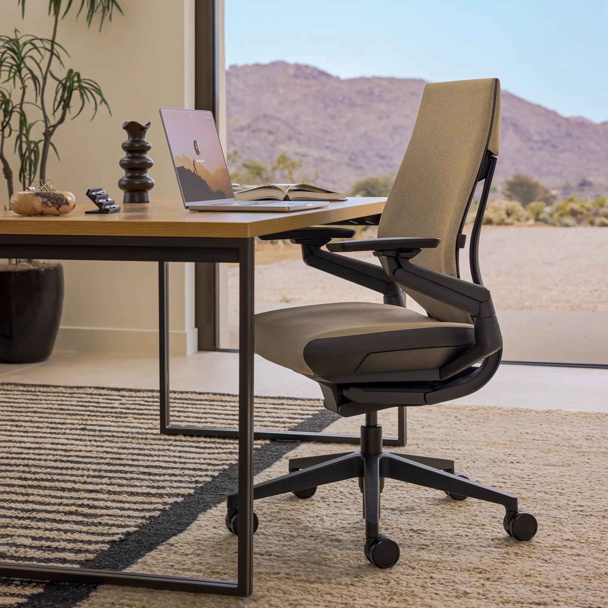 Respaldo con recubrimiento trasero / Era Trufa CSE02